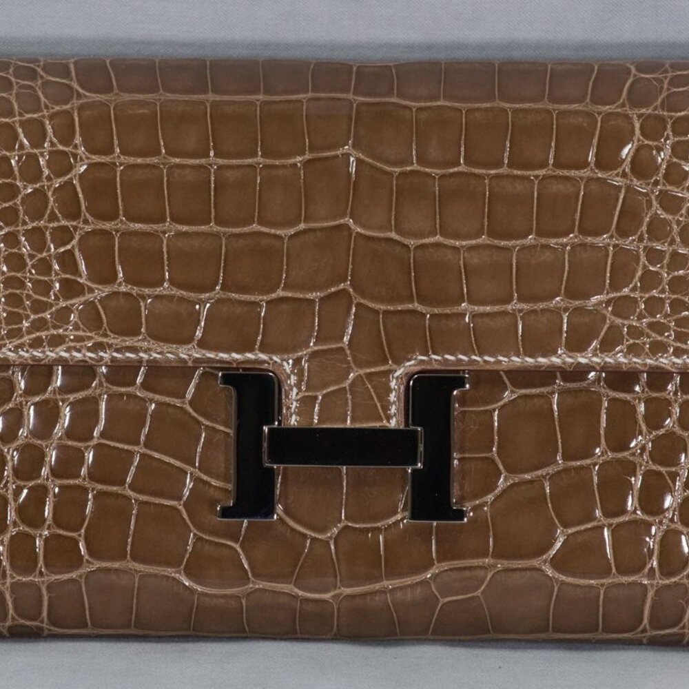 HERMES ALLIGATOR CONSTANCE WALLET - Picture 2 of 5